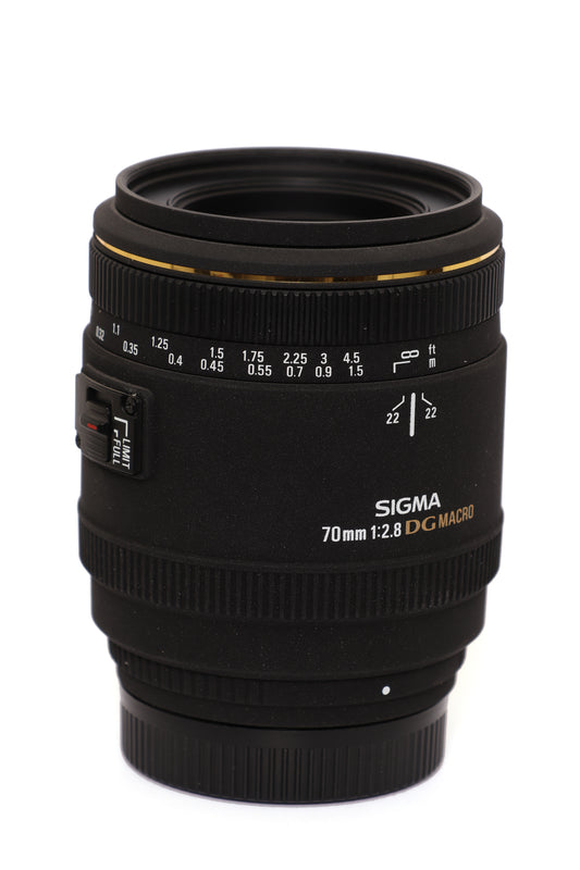 Sigma 70mm 2.8 EX macro